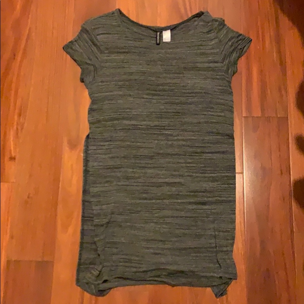 Gray Tee with side slits